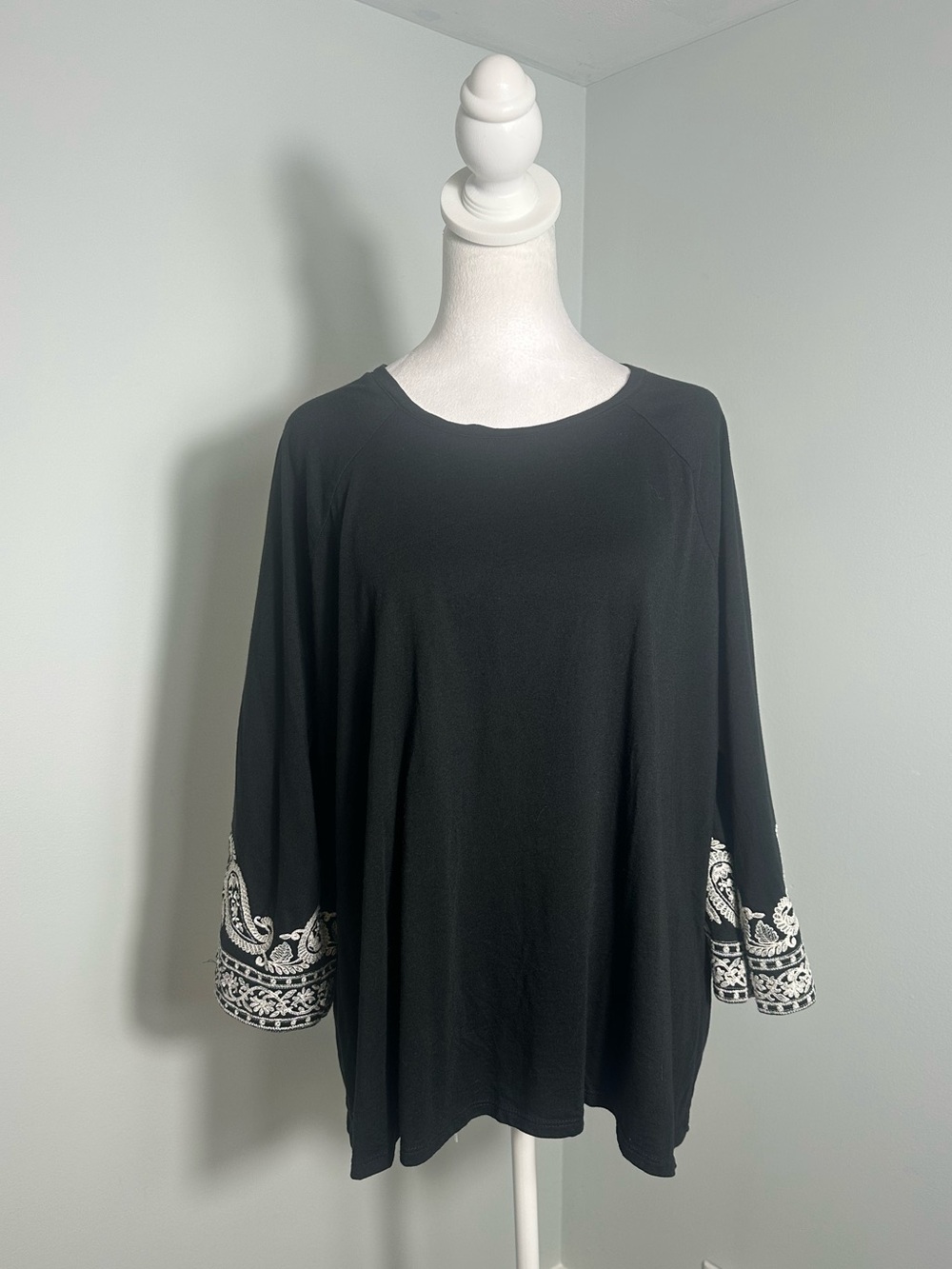 J Jill Embroidered Tunic Top Blouse Size XL